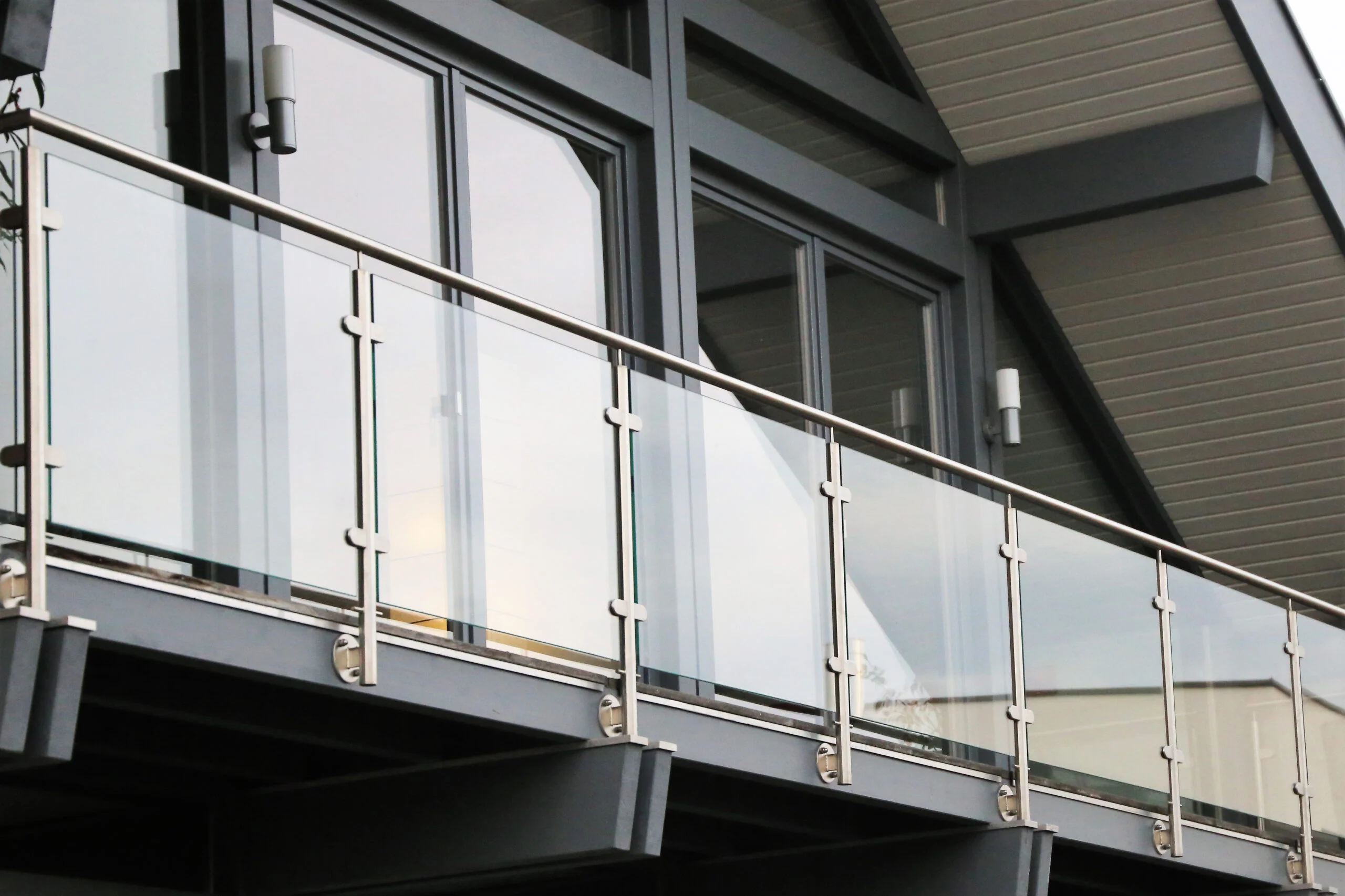 Clear glass balustrade on a balcony.